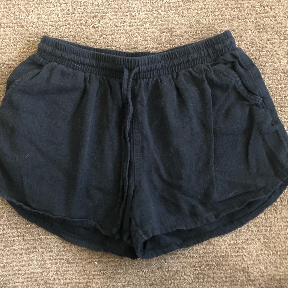Universal Thread XS Black Shorts